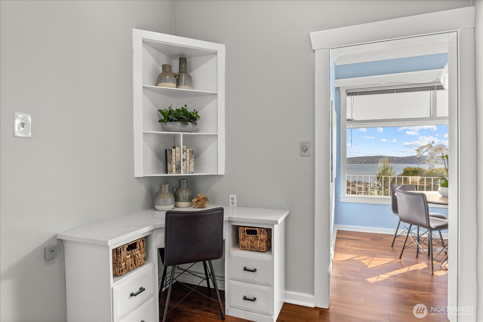 307 W Highland Drive