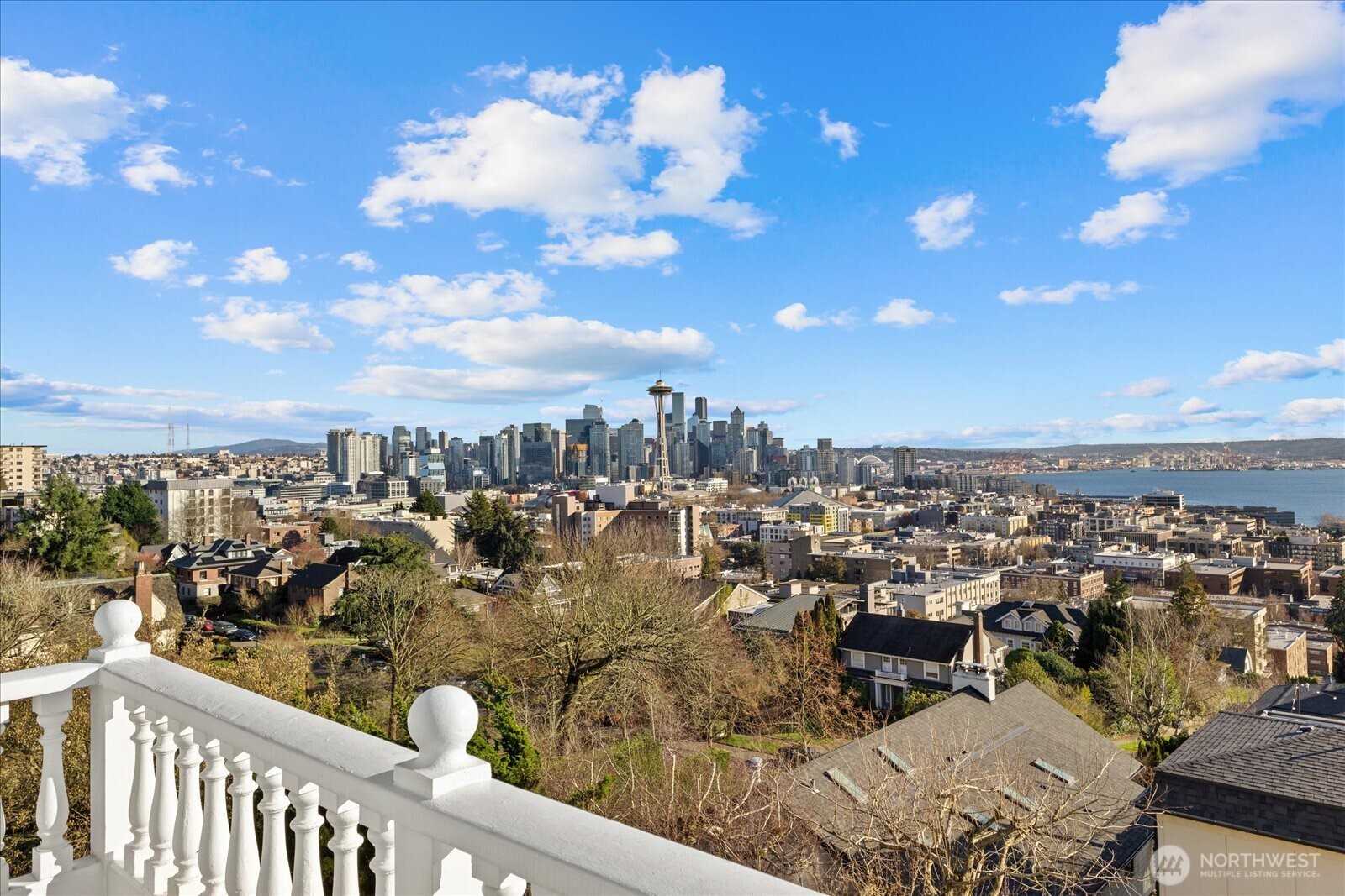 307 W Highland Drive