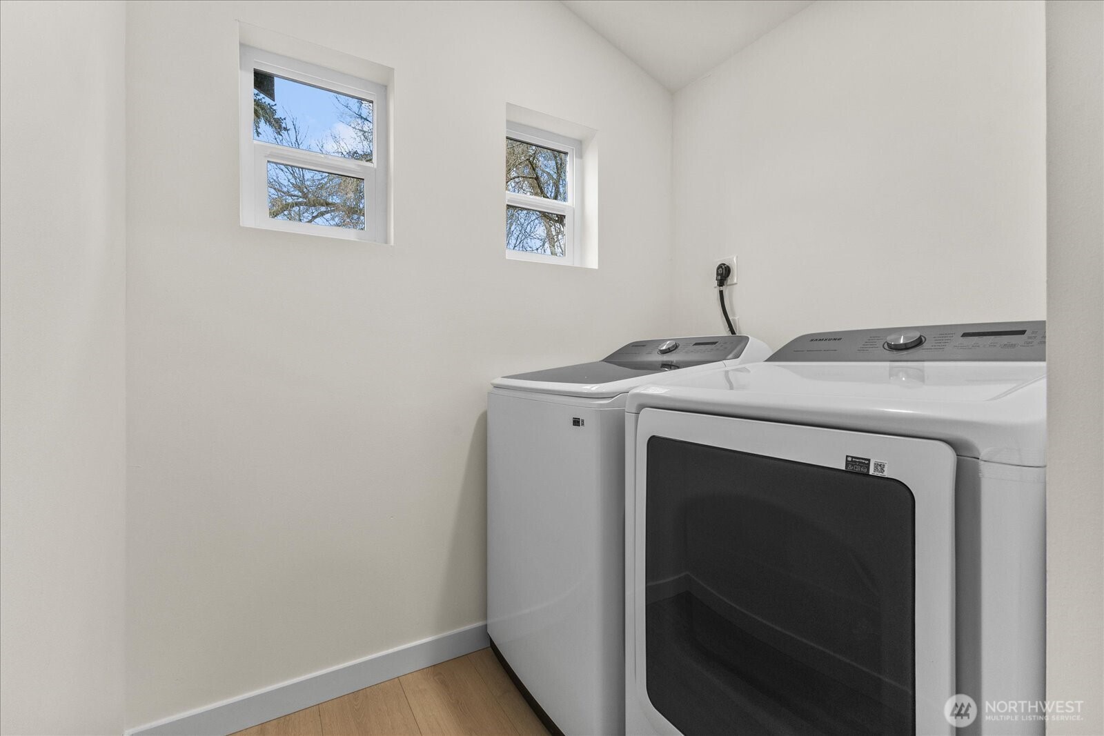 11017 35th Avenue NE