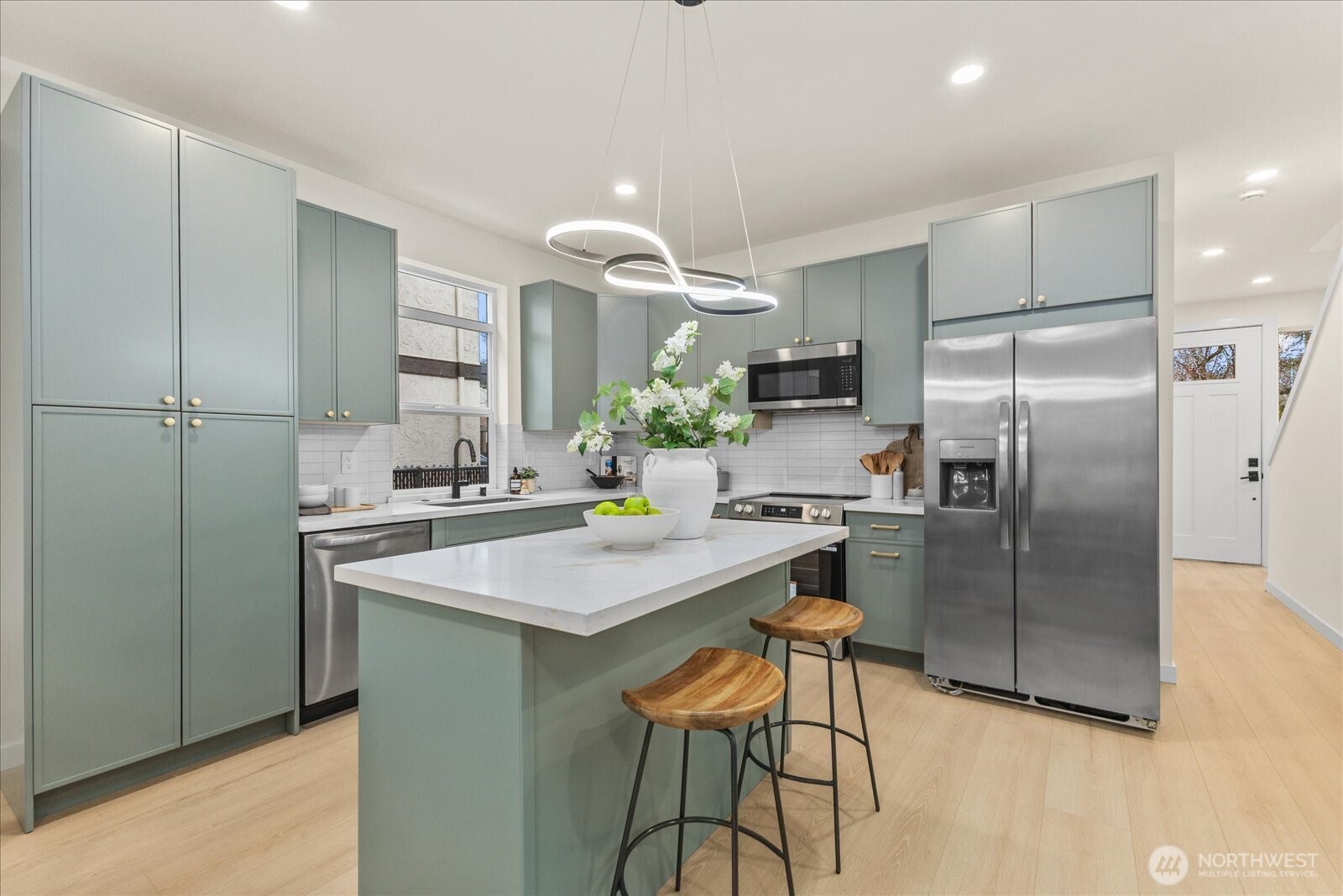 11017 35th Avenue NE