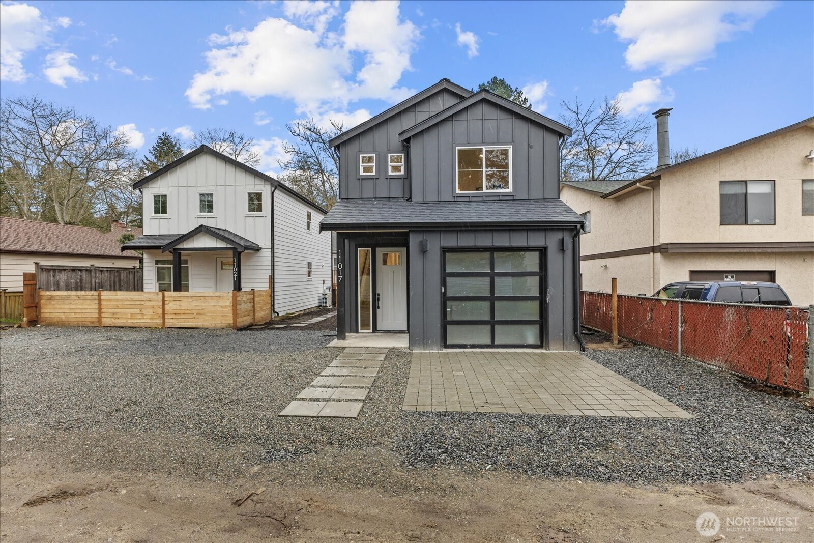 11017 35th Avenue NE