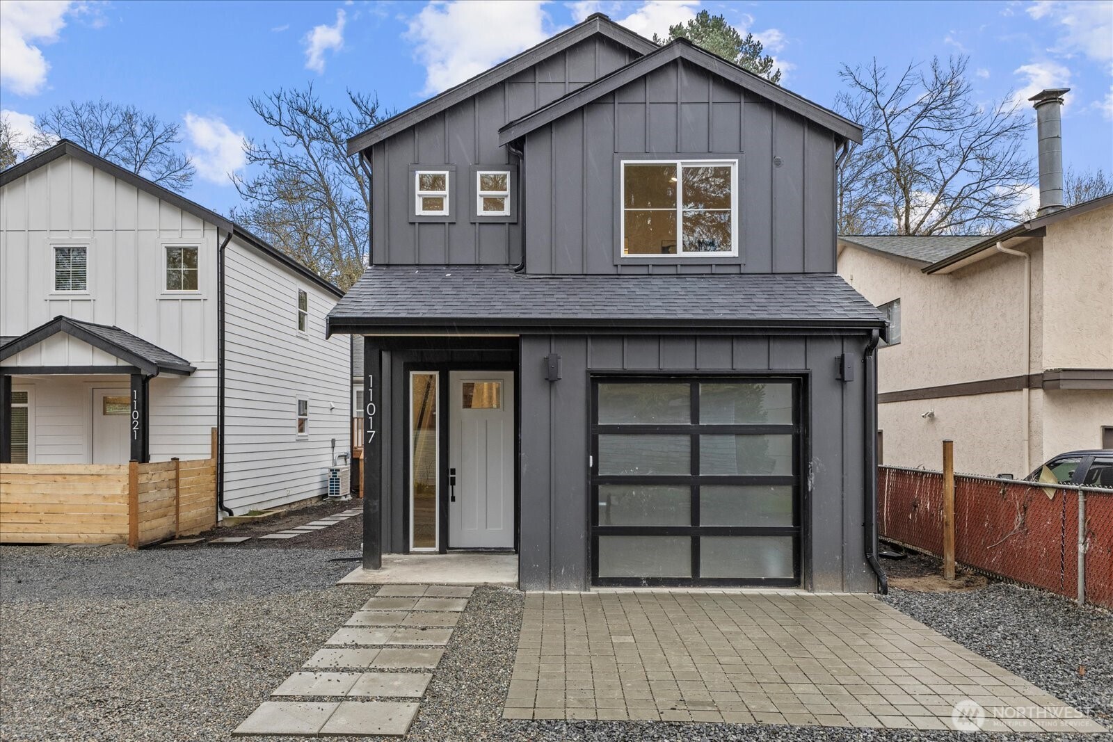 11017 35th Avenue NE