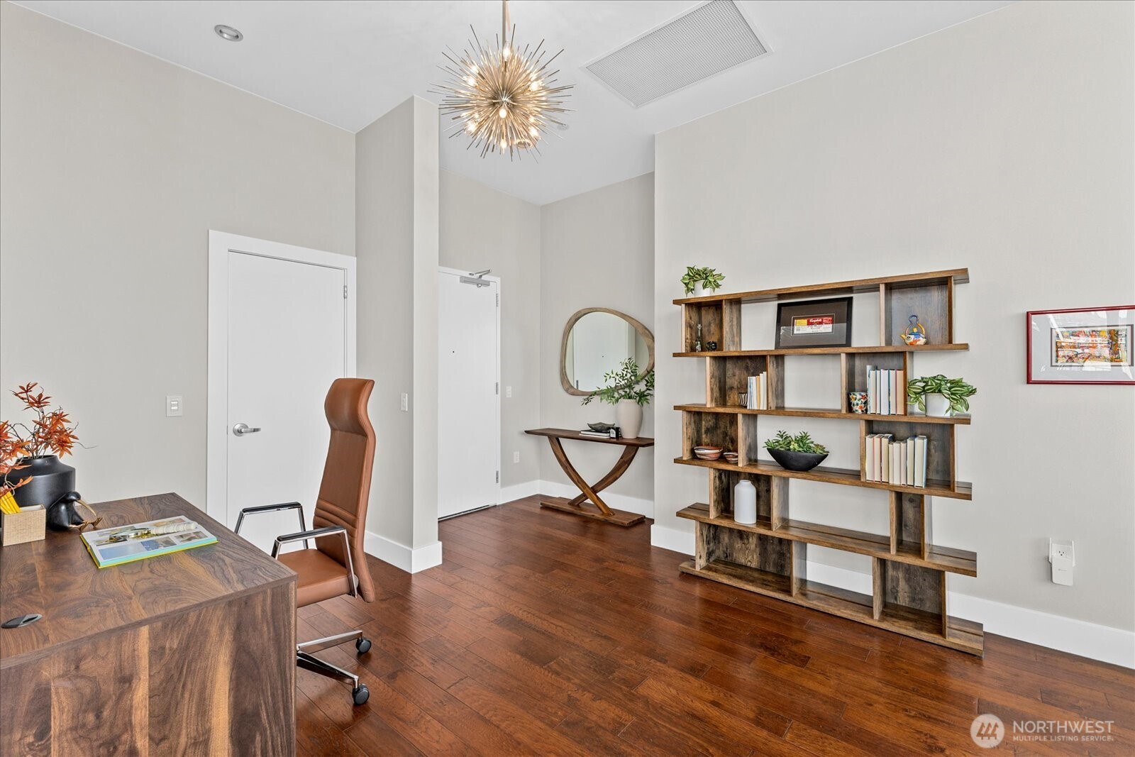 900 Lenora Street Unit: 1203