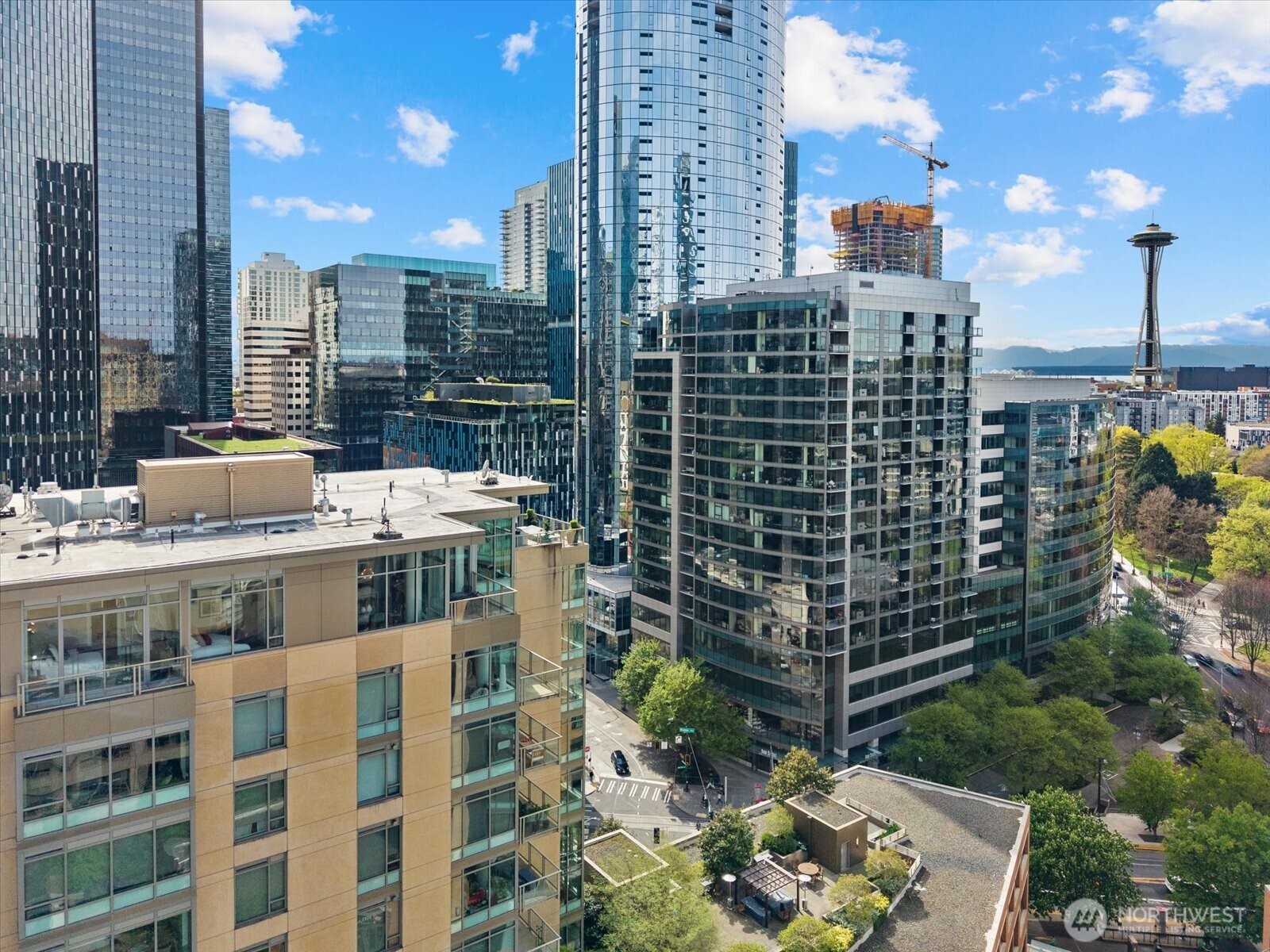 900 Lenora Street Unit: 1203