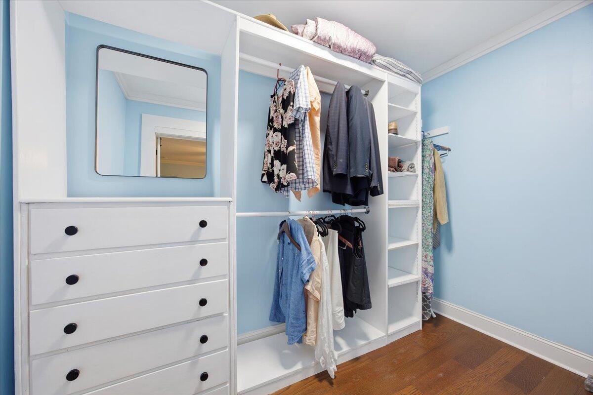 1309 N Edgewater Drive