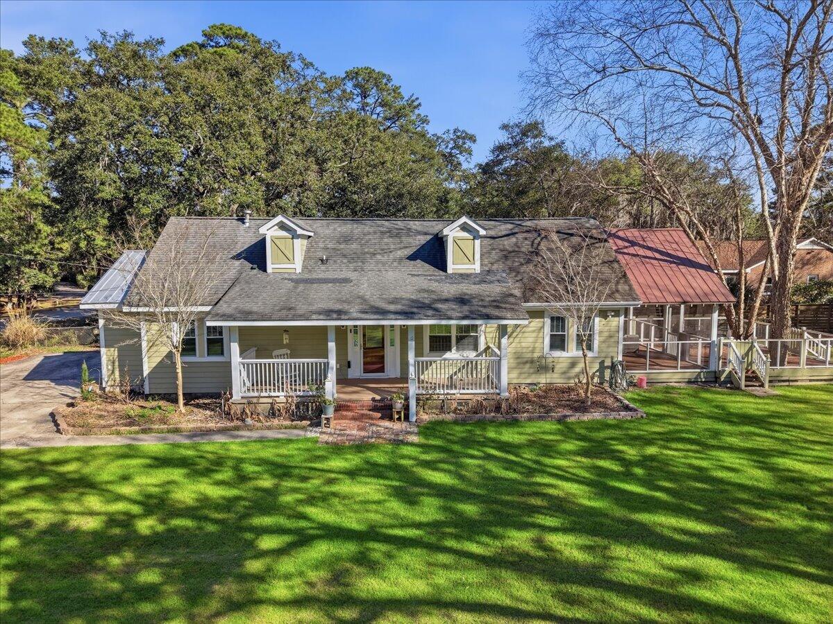 1309 N Edgewater Drive