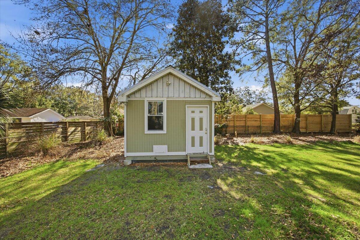 1309 N Edgewater Drive