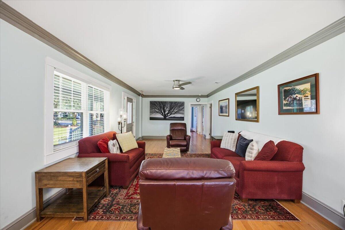 1309 N Edgewater Drive