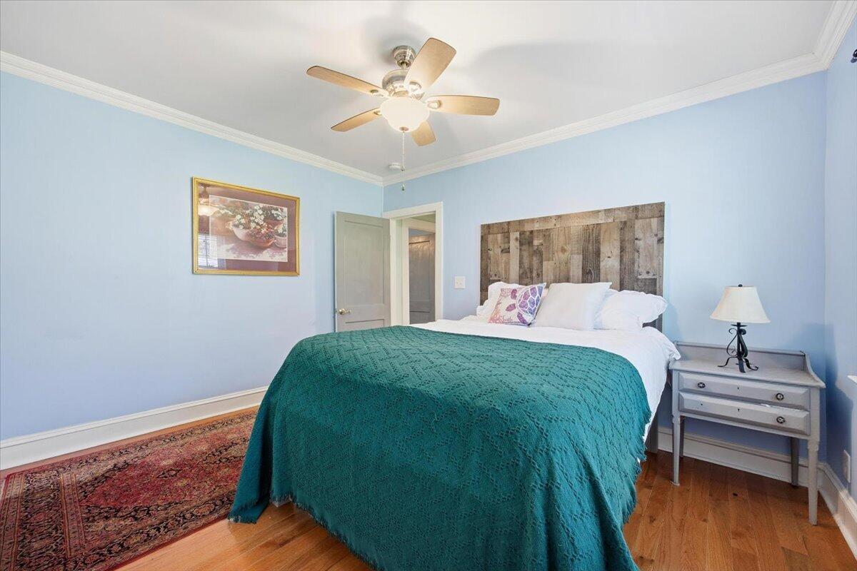 1309 N Edgewater Drive