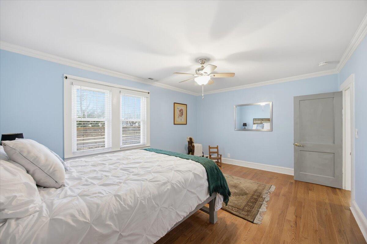 1309 N Edgewater Drive