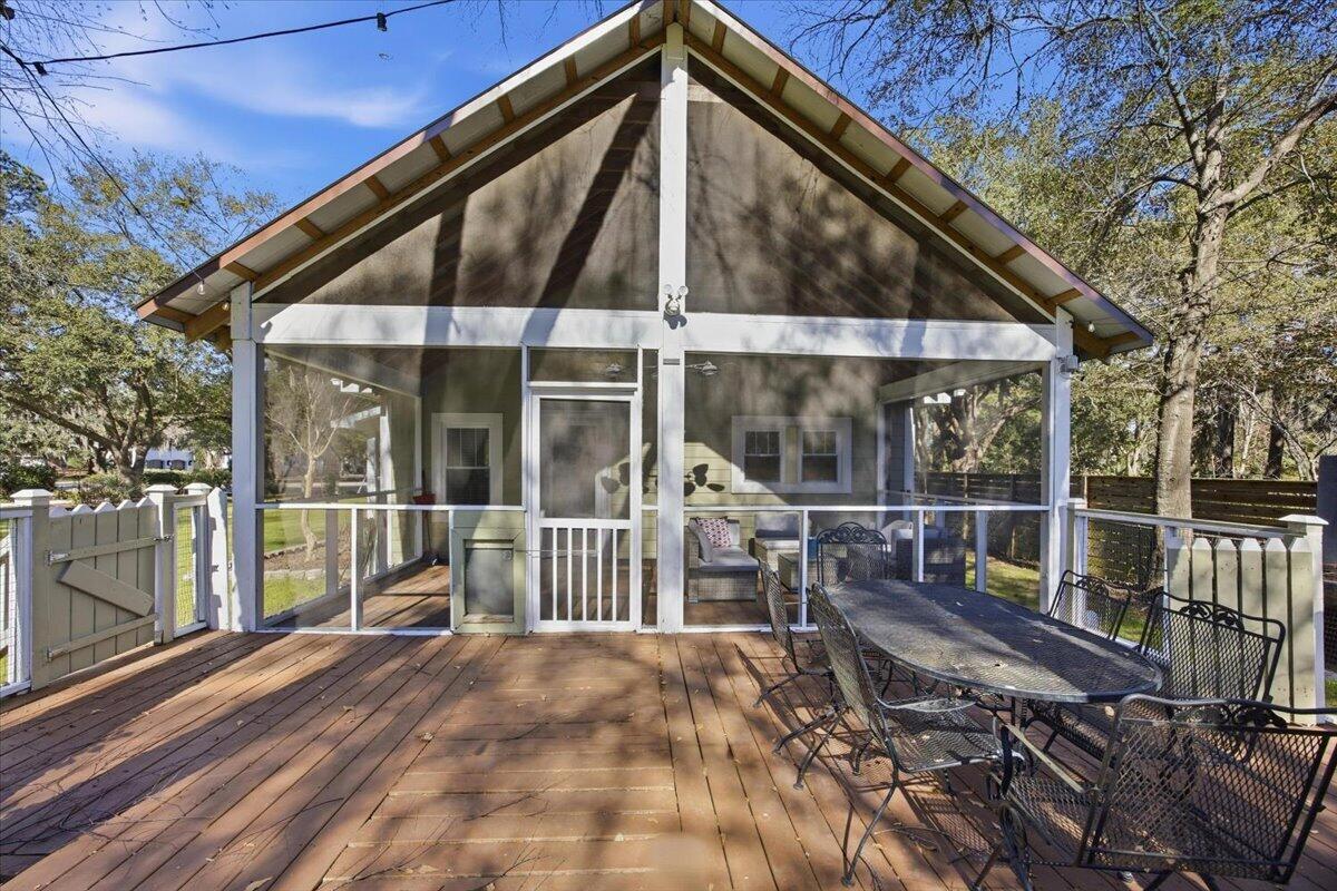 1309 N Edgewater Drive