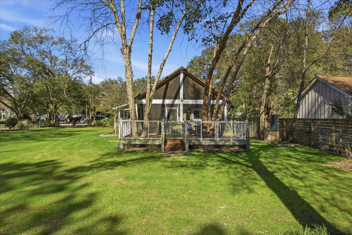 1309 N Edgewater Drive