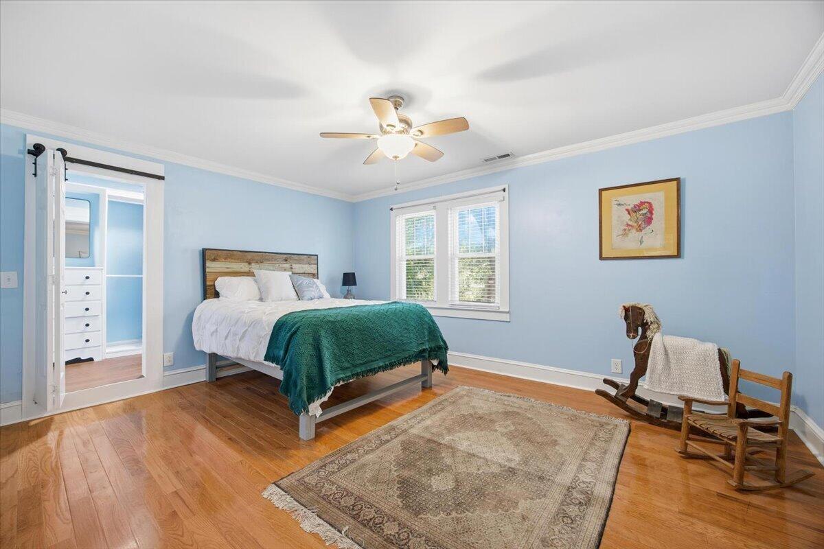 1309 N Edgewater Drive