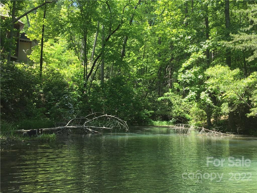 99999 Lake Wood Drive Unit: 82