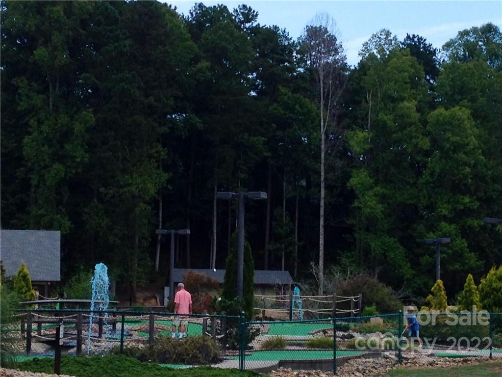 99999 Lake Wood Drive Unit: 82