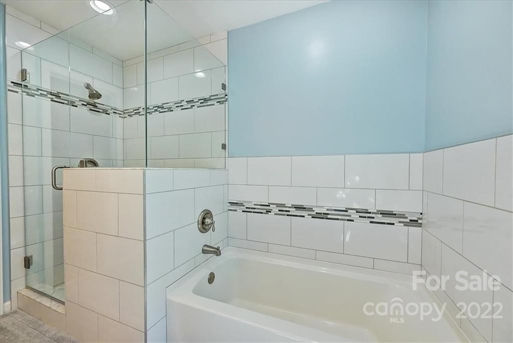 7725 Ridgeloch Place