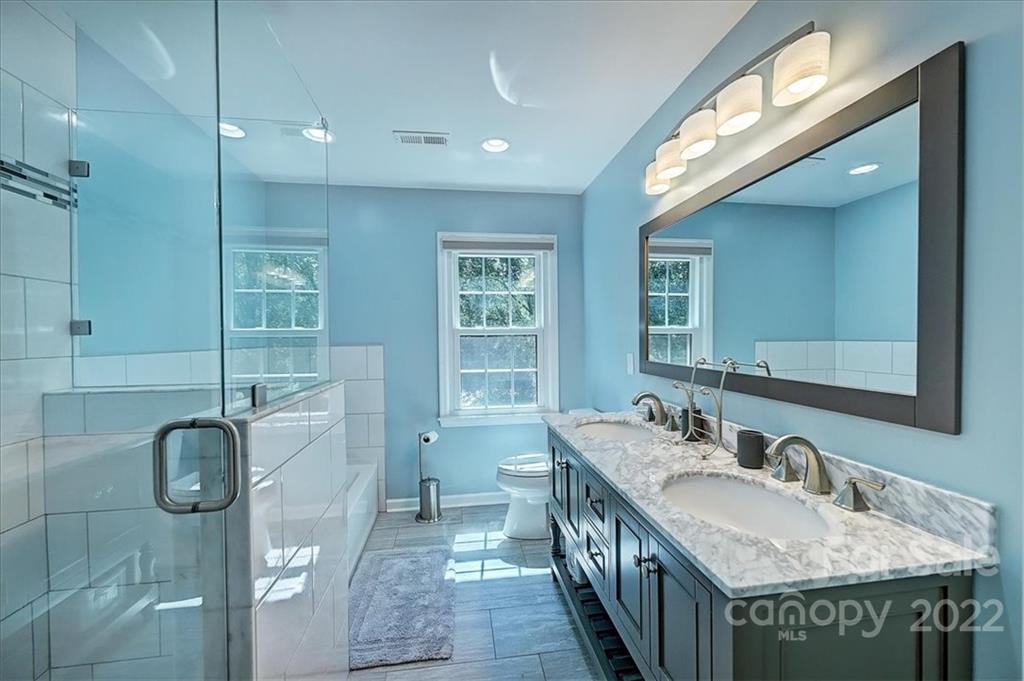 7725 Ridgeloch Place