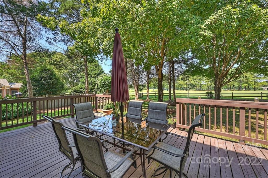 7725 Ridgeloch Place