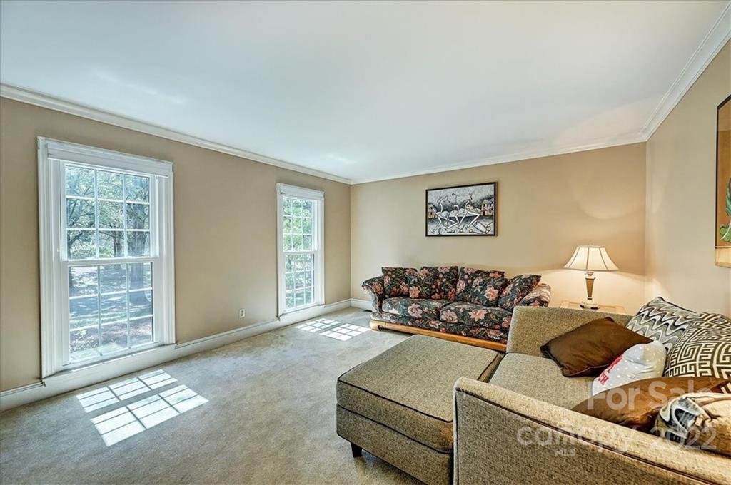 7725 Ridgeloch Place