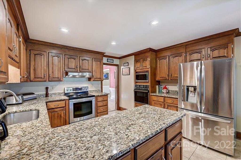 7725 Ridgeloch Place