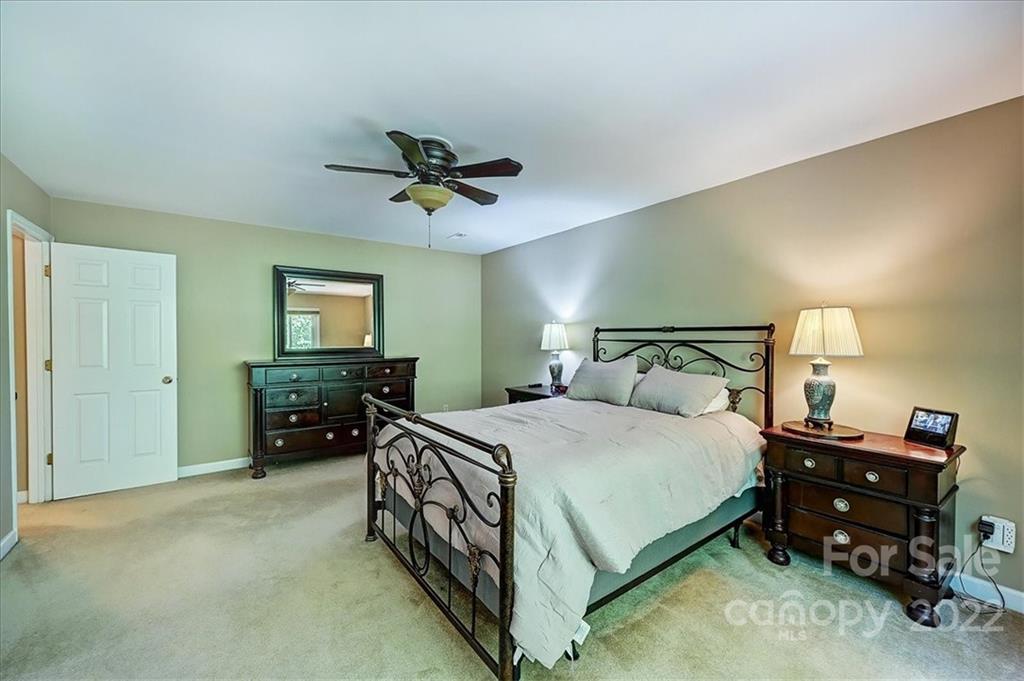 7725 Ridgeloch Place