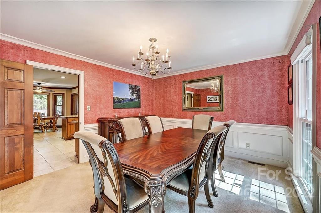 7725 Ridgeloch Place