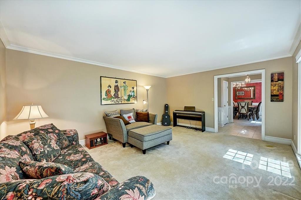 7725 Ridgeloch Place