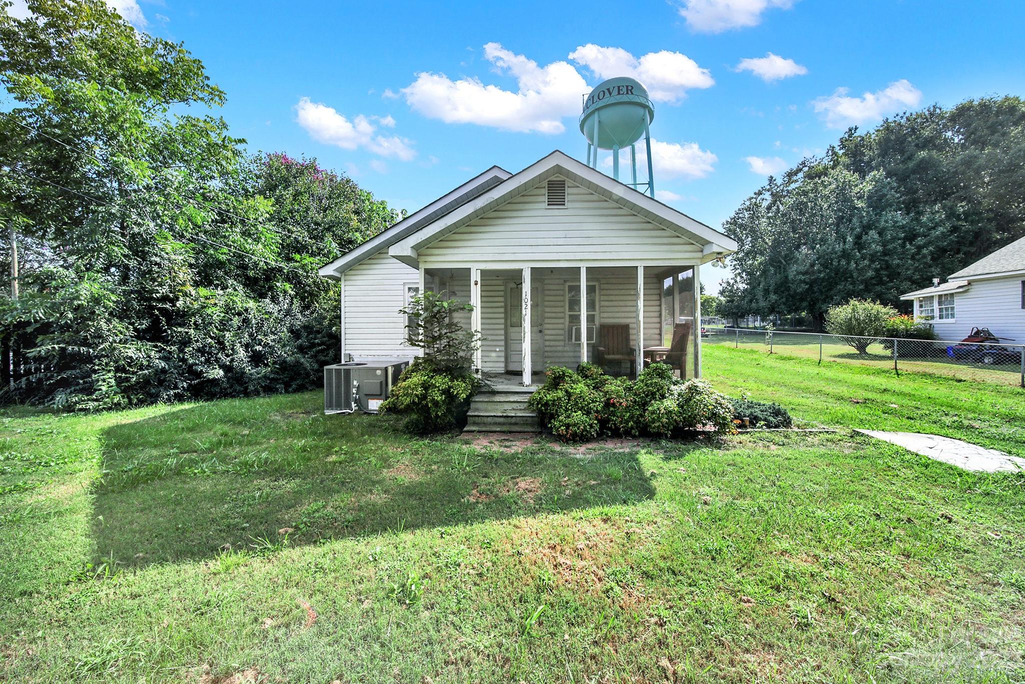 1021 Roosevelt Street