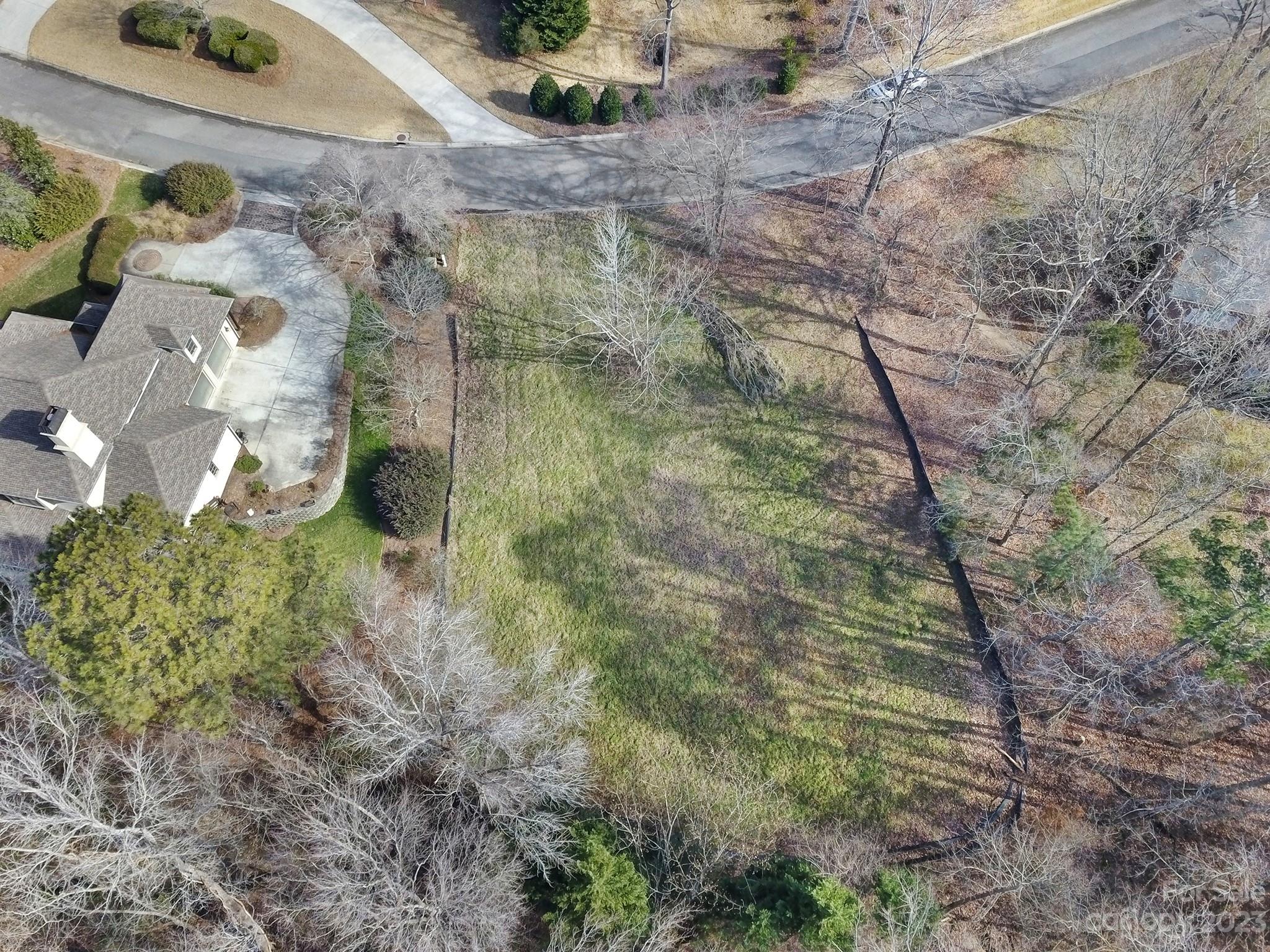 2957 Ellington Drive