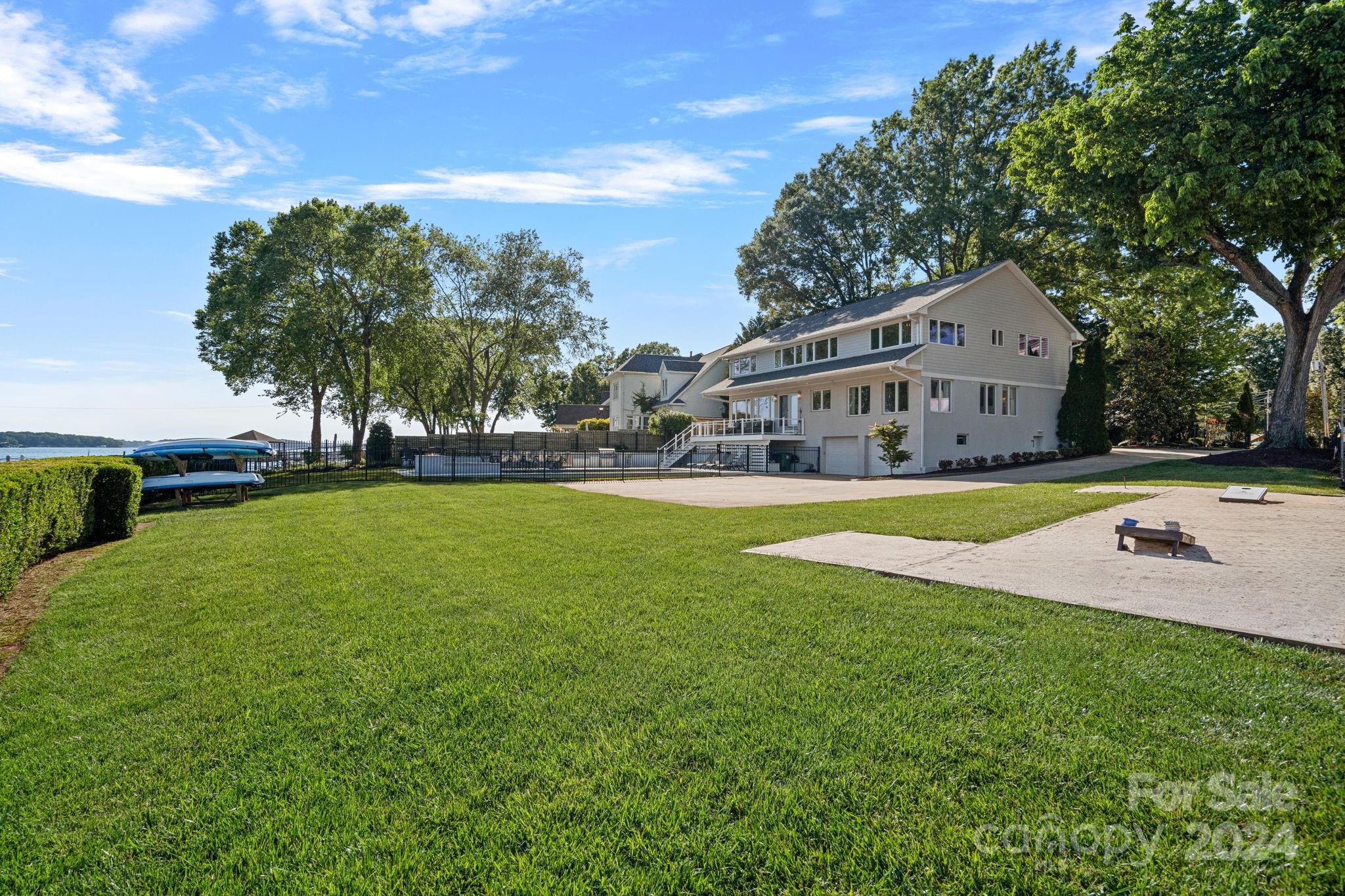 18001 Whispering Oaks Drive