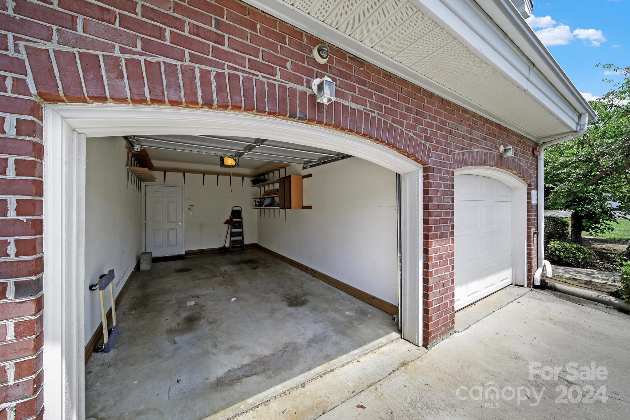 8959 Meadow Vista Road