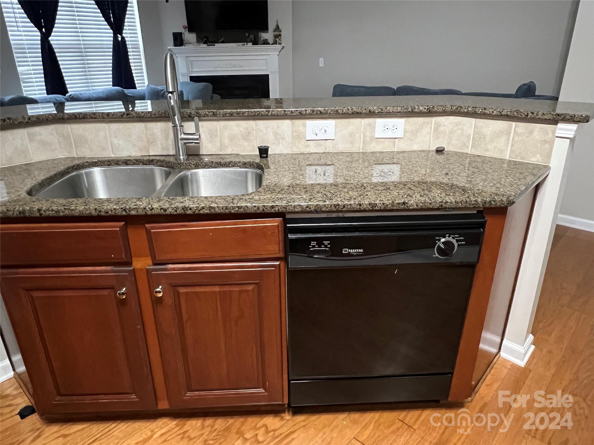 829 Lacebark Drive Unit: 211