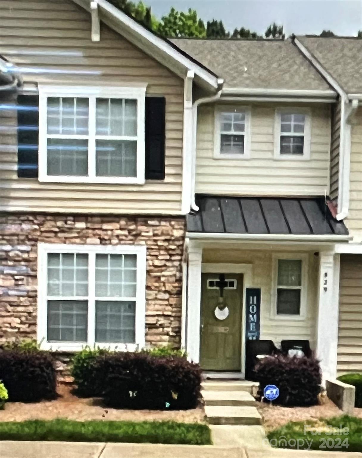 829 Lacebark Drive Unit: 211