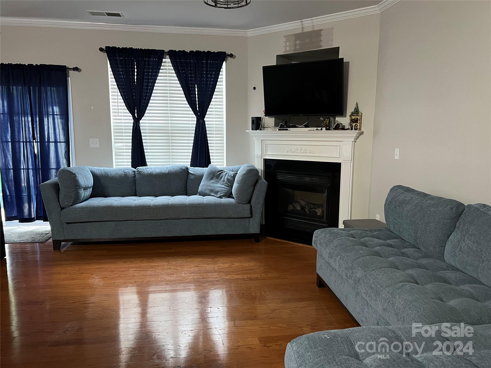 829 Lacebark Drive Unit: 211