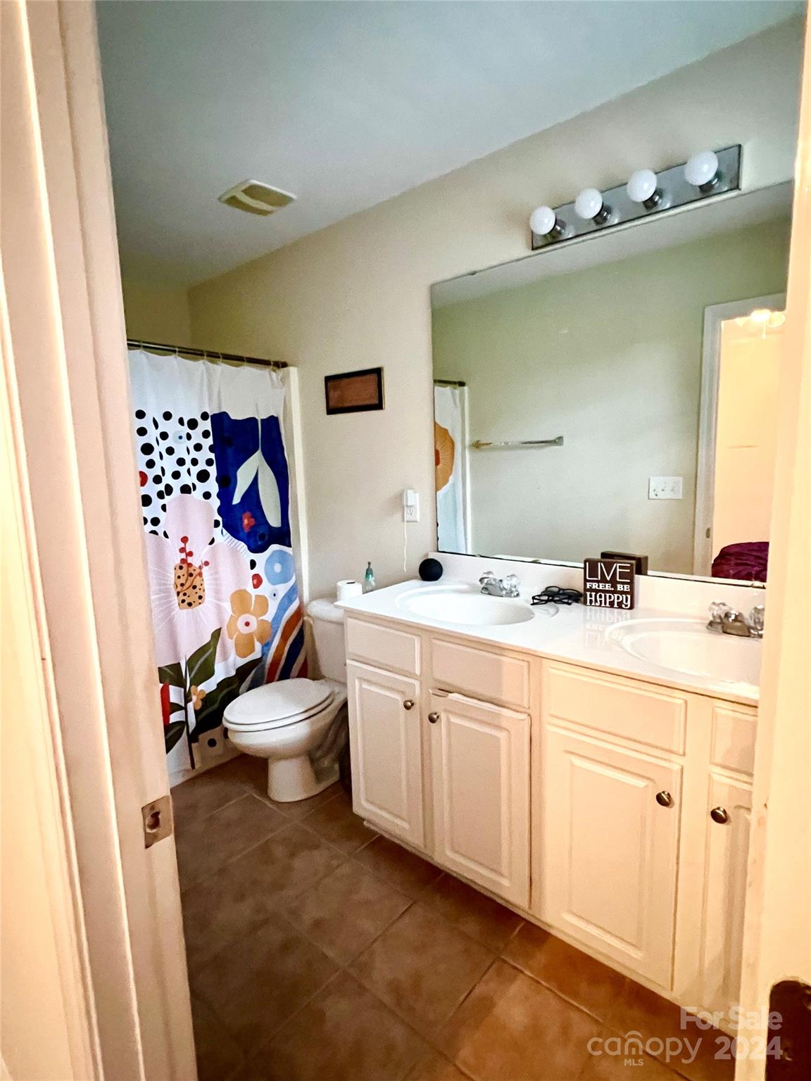 829 Lacebark Drive Unit: 211