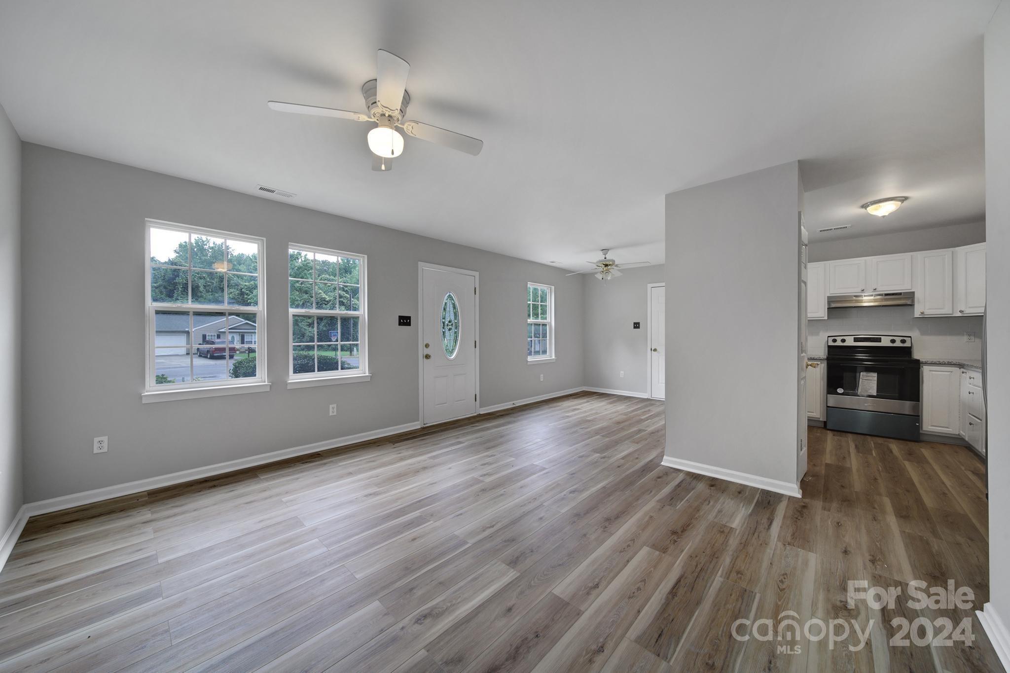 125 Settlemyre Place