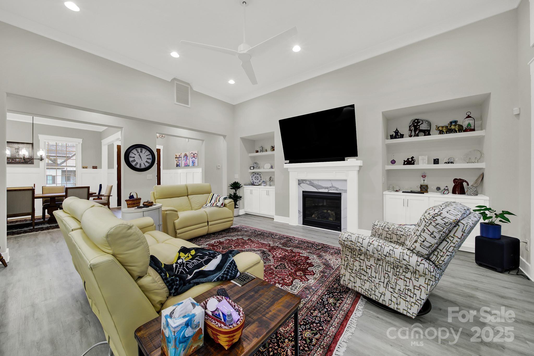 894 ABILENE Lane