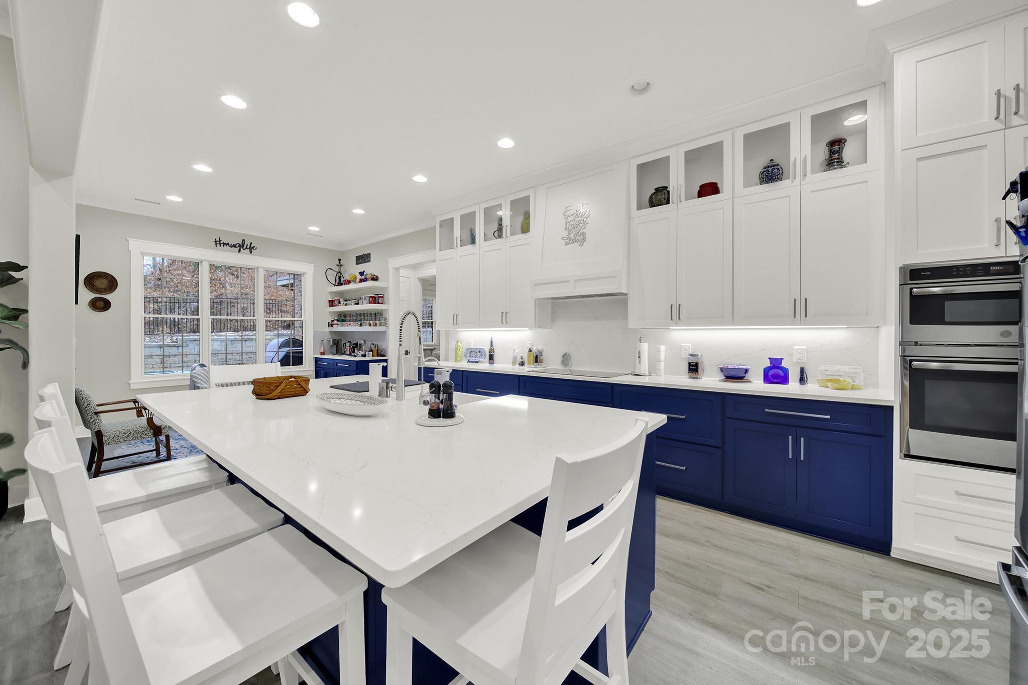 894 ABILENE Lane
