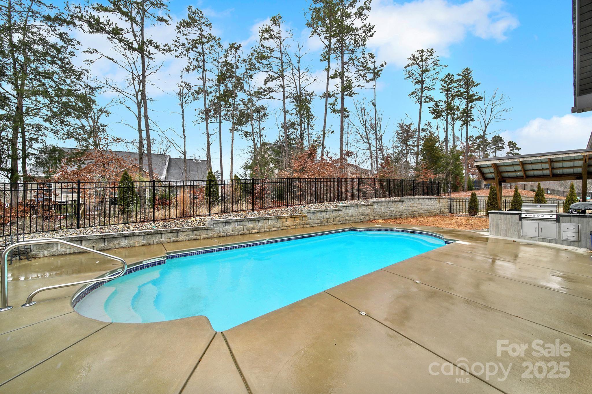 894 ABILENE Lane