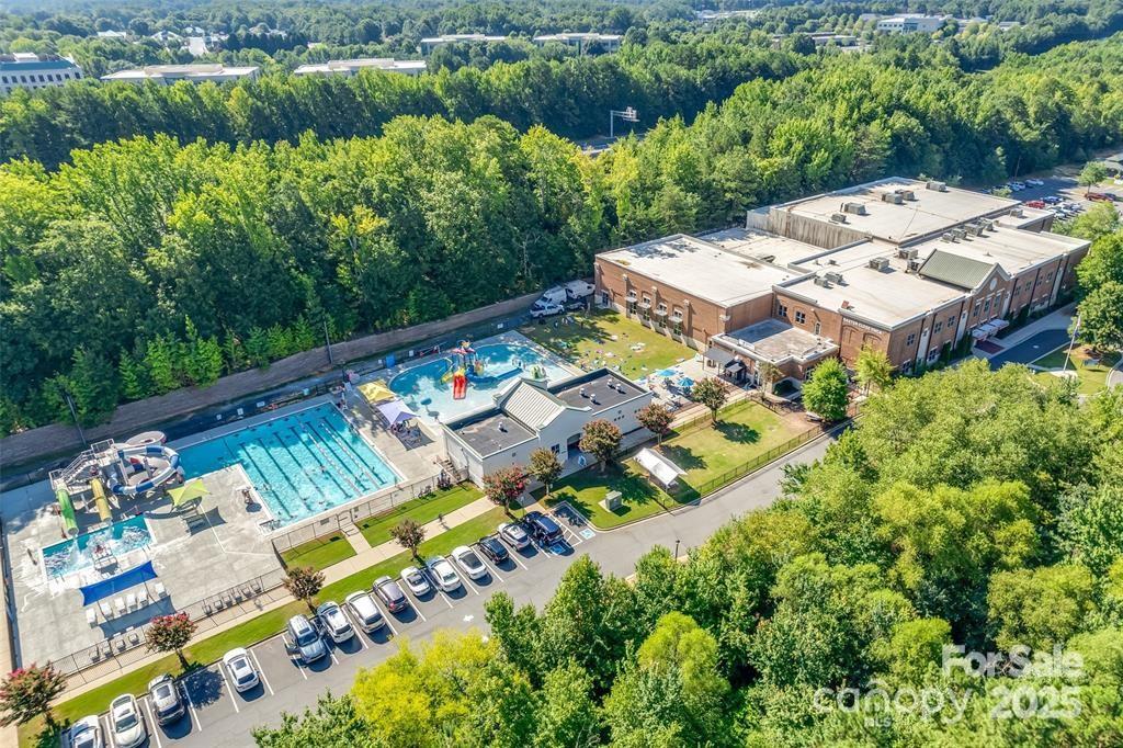 1171 Market Street Unit: 202