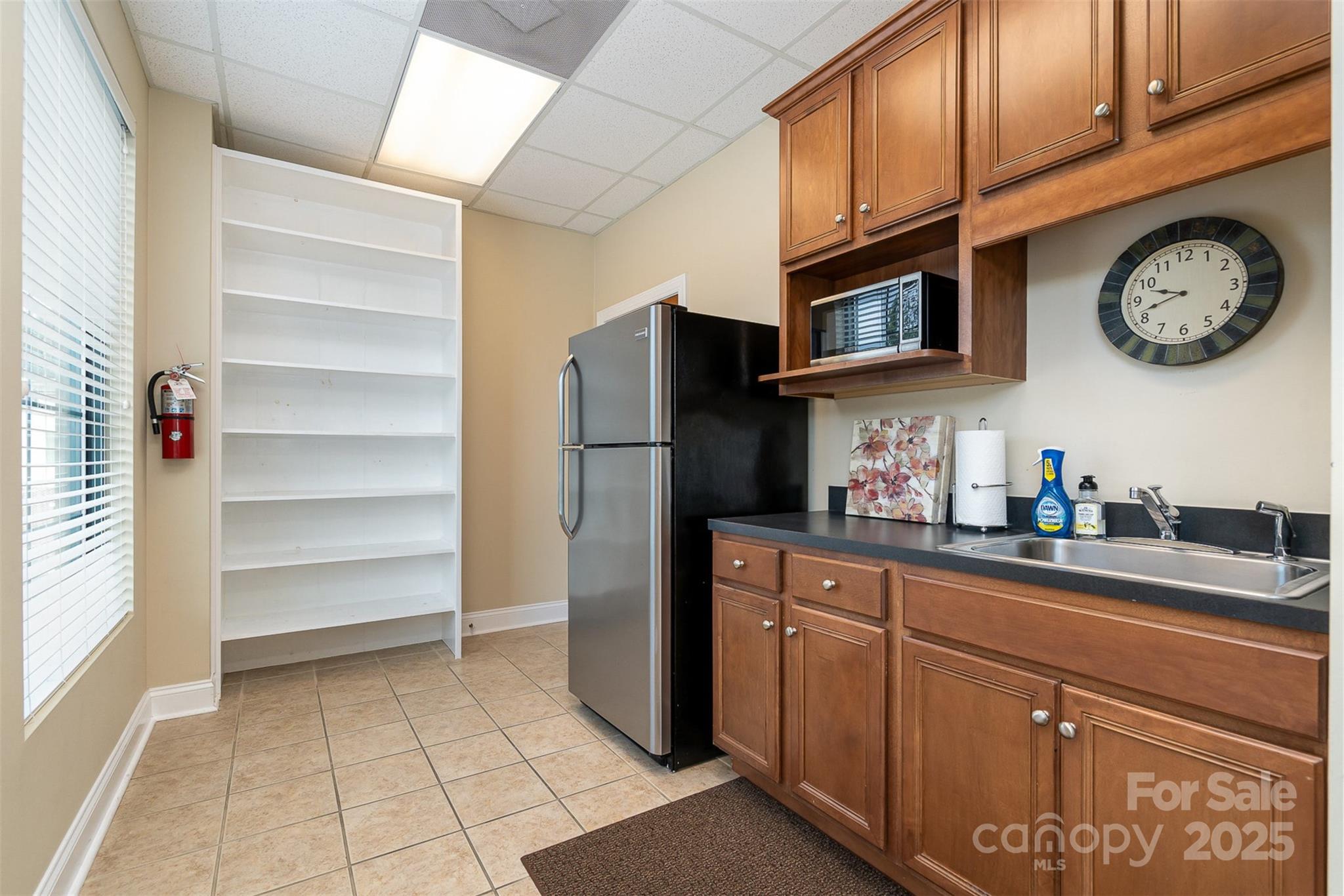 1171 Market Street Unit: 202