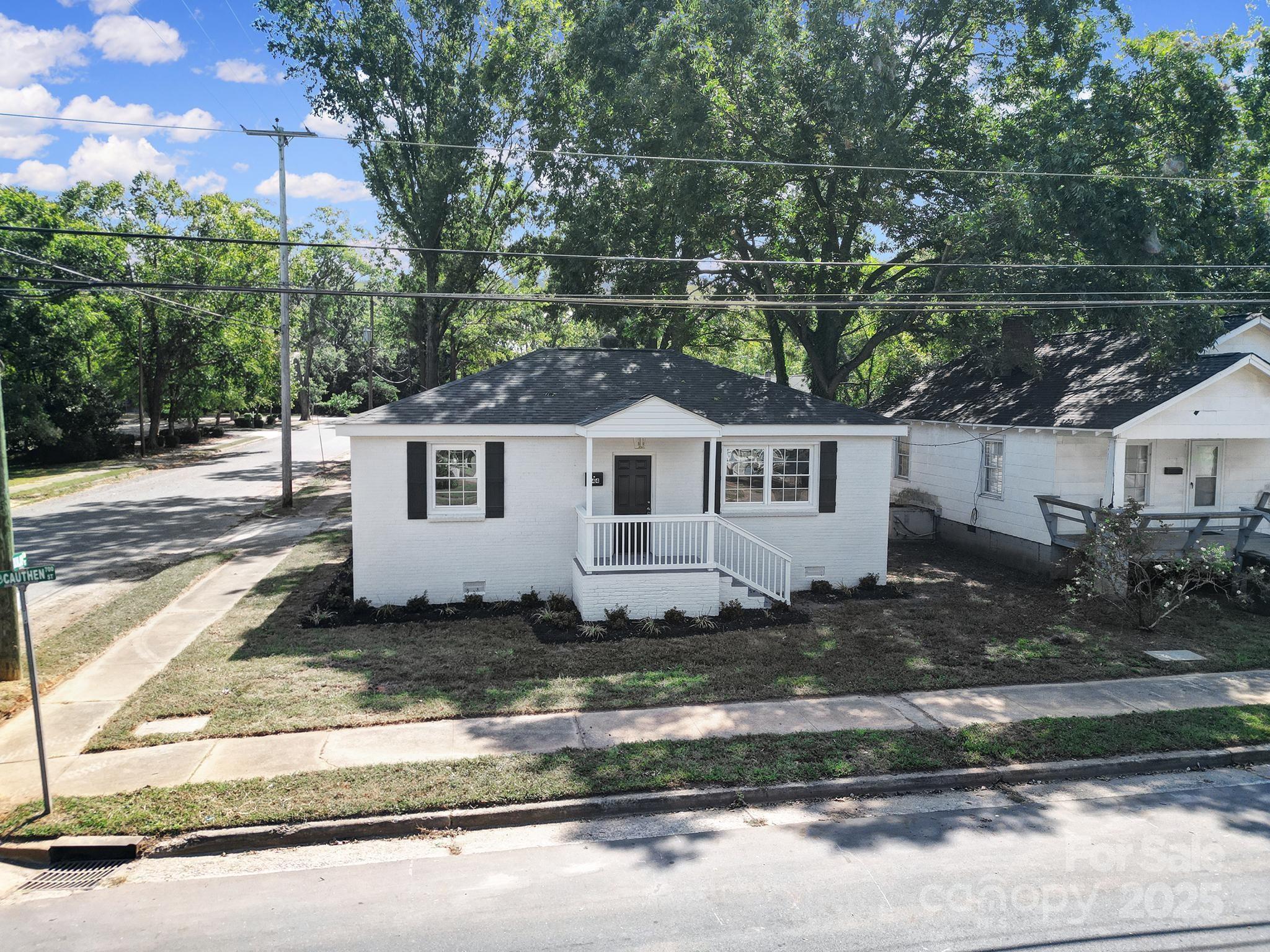 744 Cauthen Street