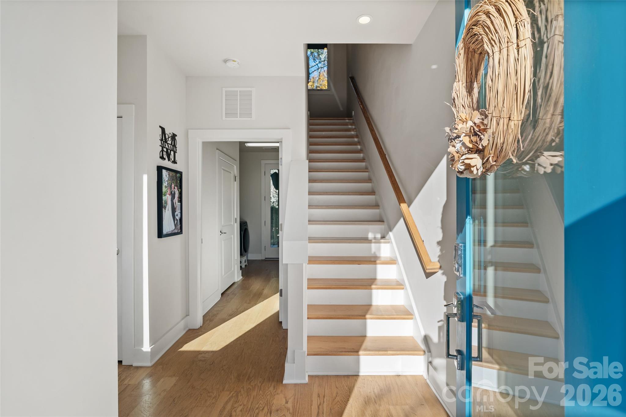 1549 Pinecrest Avenue