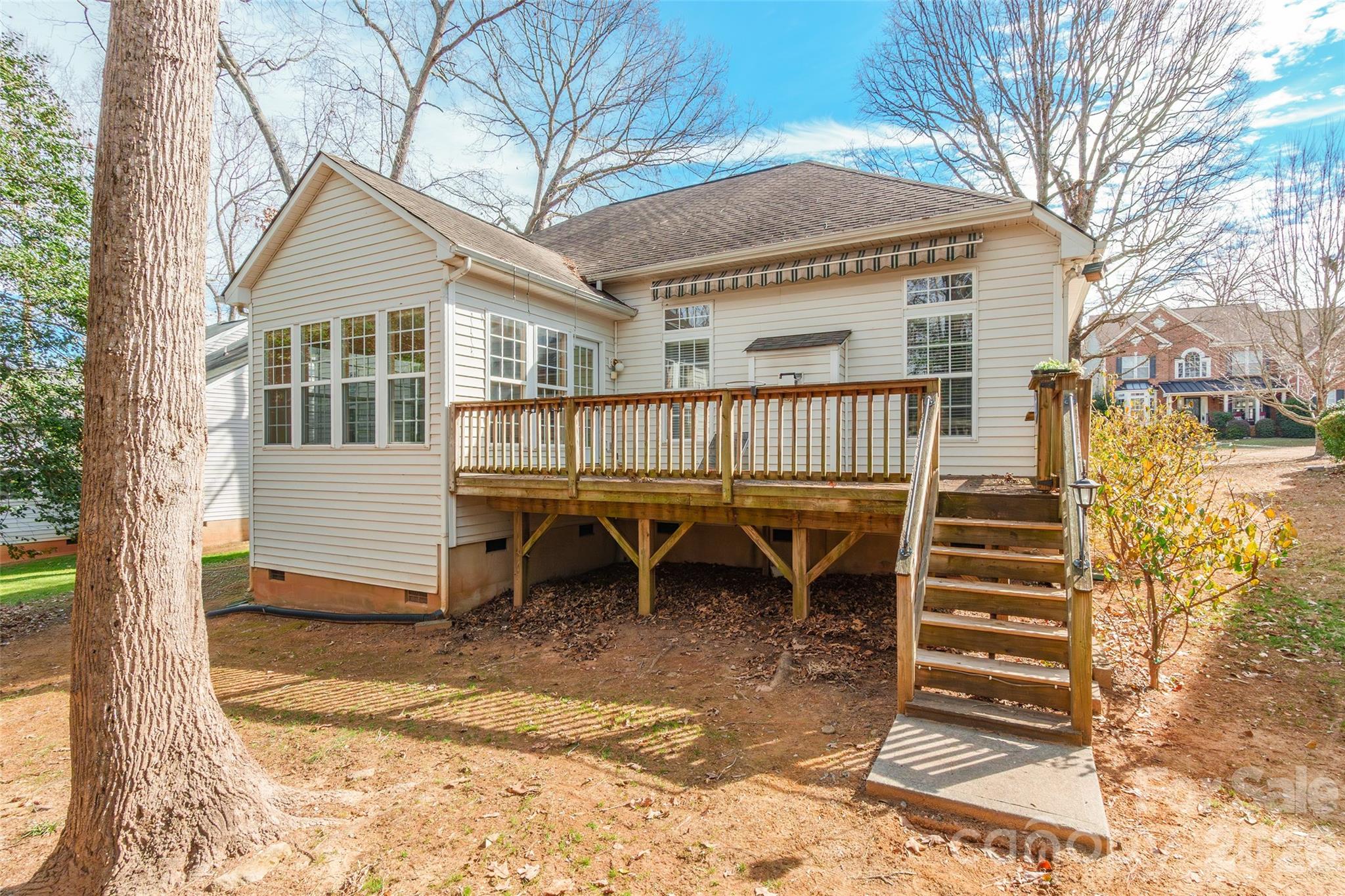 629 Sunset Point Drive