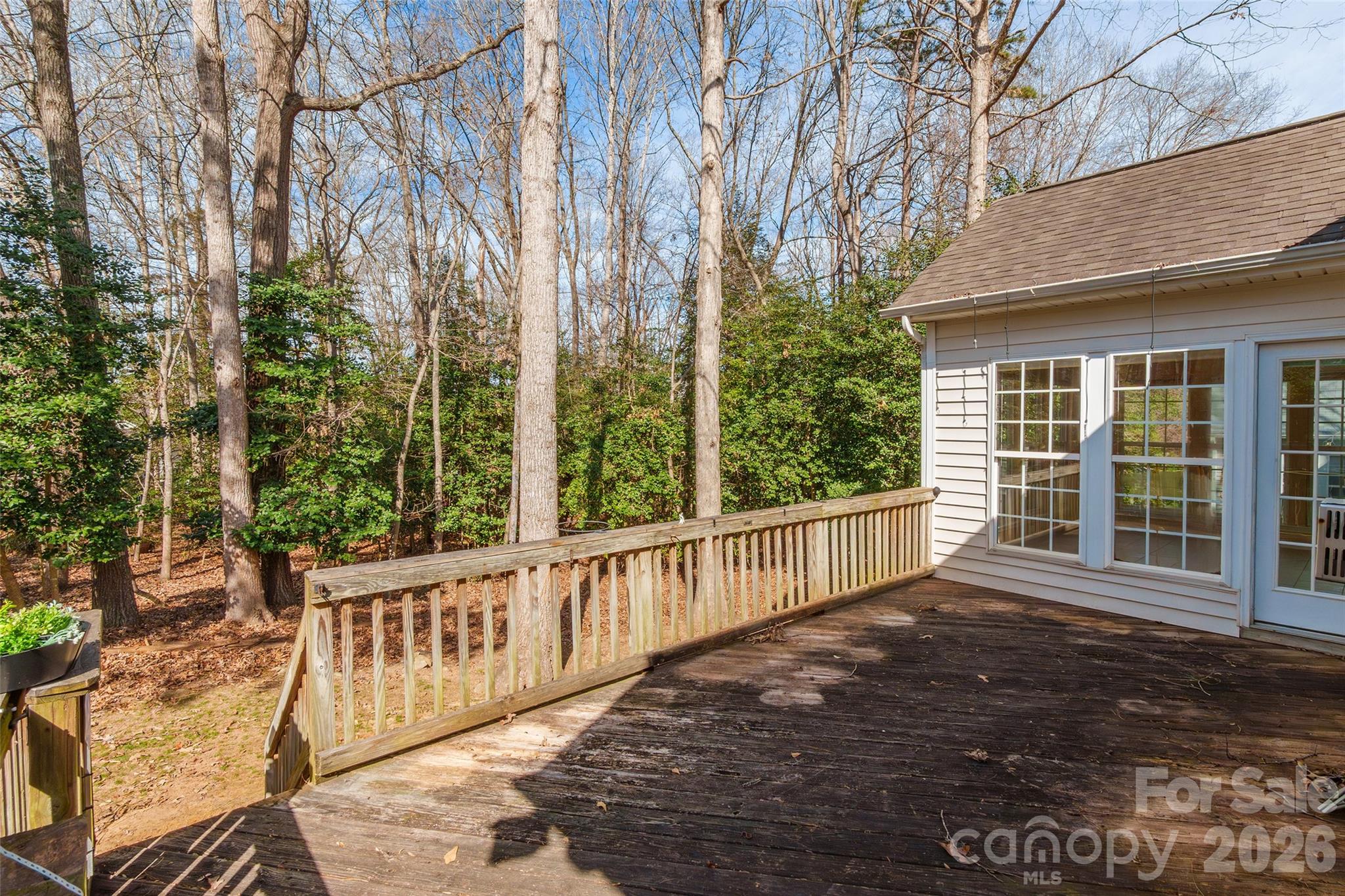 629 Sunset Point Drive