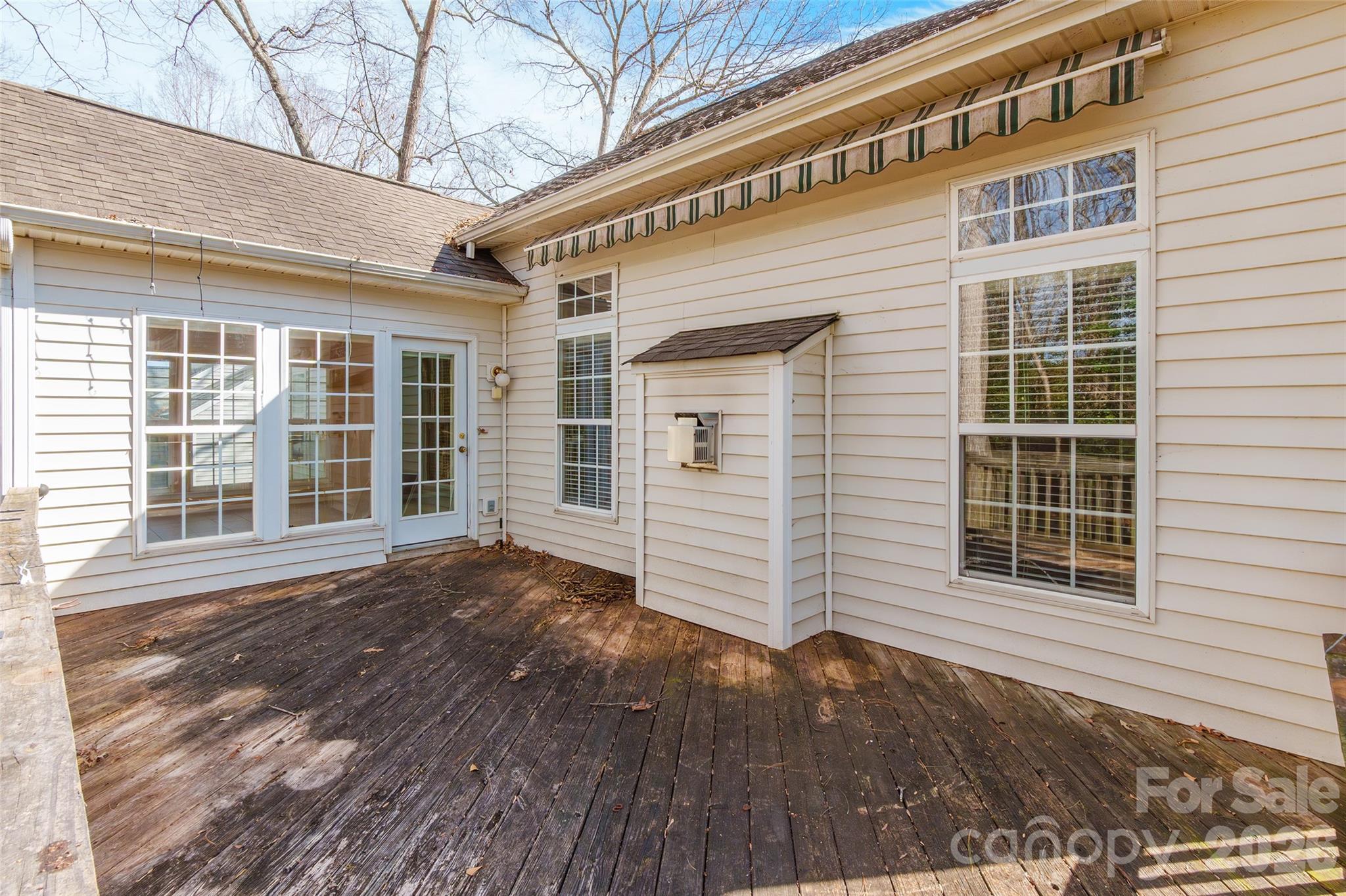 629 Sunset Point Drive