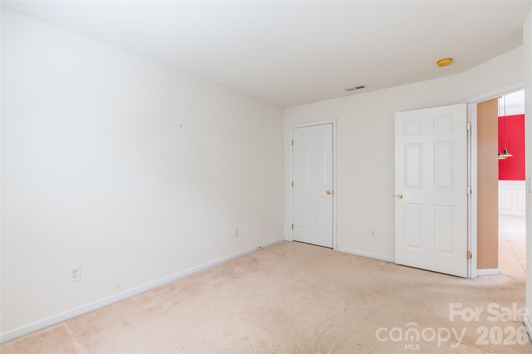 629 Sunset Point Drive