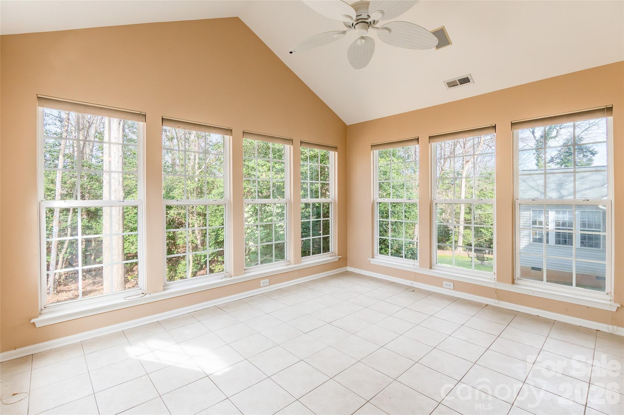 629 Sunset Point Drive