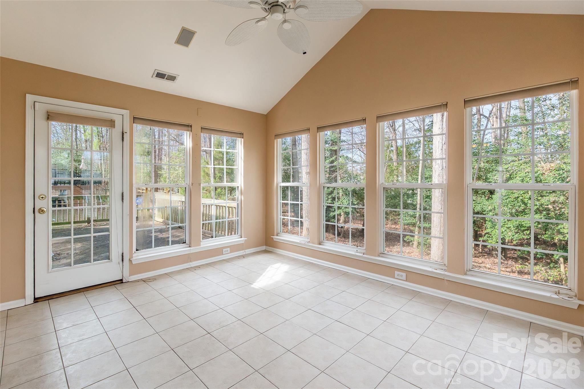 629 Sunset Point Drive