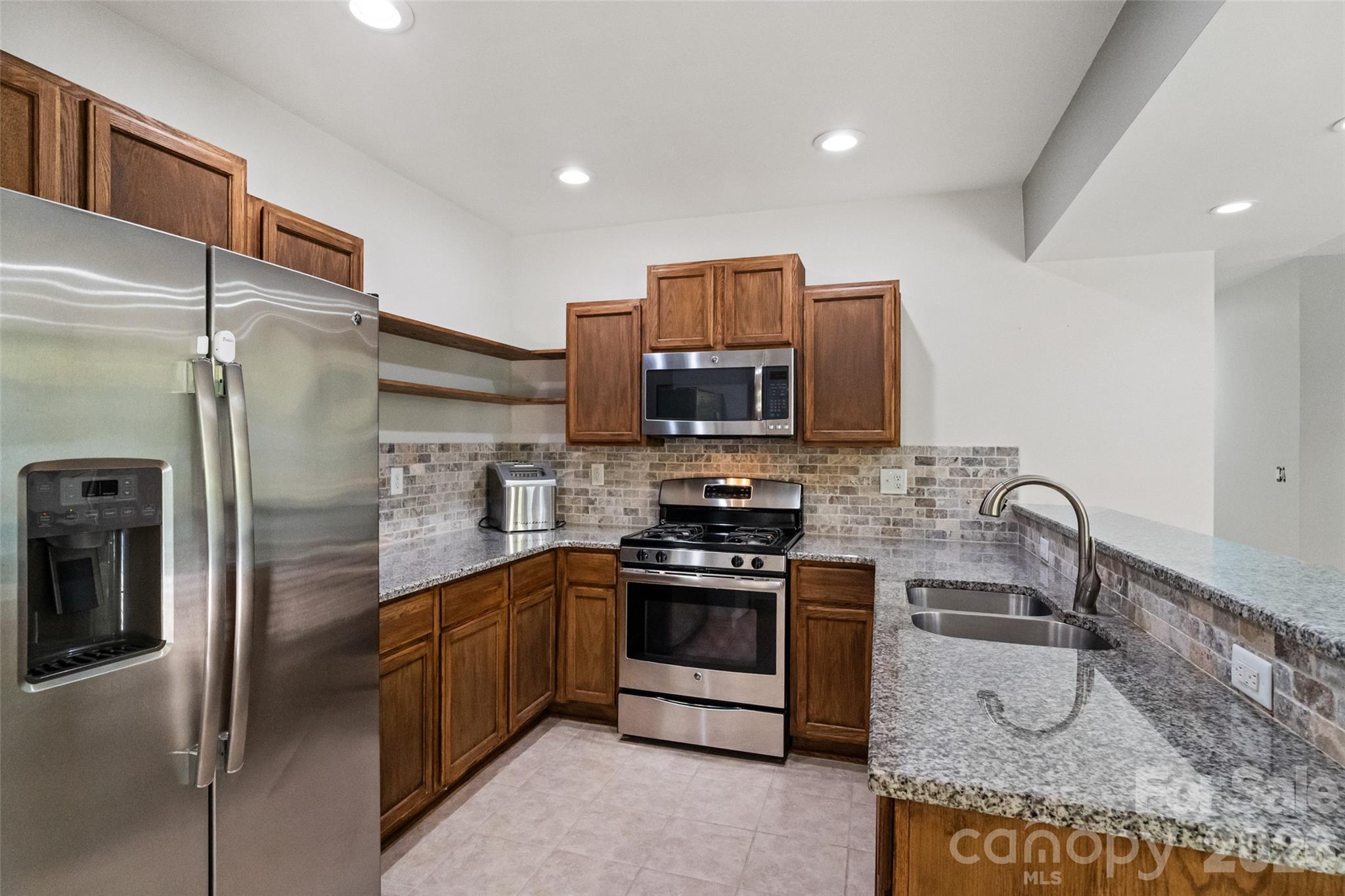 980 Autumn Glen Court